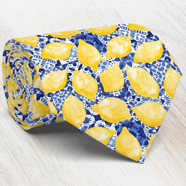 Lemon Citrus Mittelmeer Blaues Fliesenmuster Krawatte (Mediterranean lemon citrus blue and white tile watercolor neck tie)