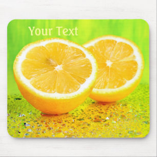 Lemon in Scheiben und Wassertropfen Mousepad