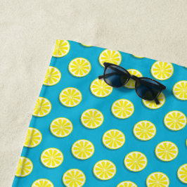 Lemon Slice Pattern auf Blue Strandtuch