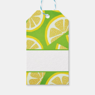 Lemon Slices on Lime Green Background  Geschenkanhänger