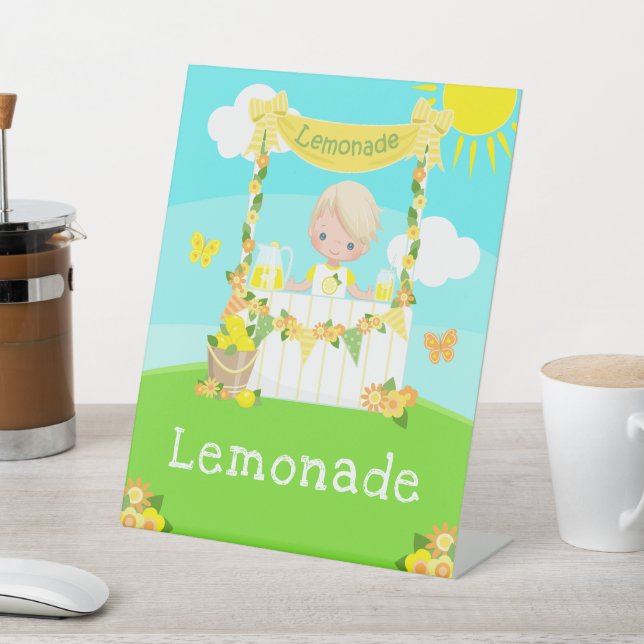 Lemonade Stand Birthday Blonde Hair Boy Sockelschild (In SItu)