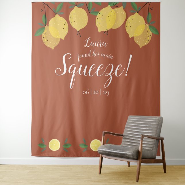 Lemons Squeeze Terracotta Brautparty Hintergrund Wandteppich (Beispiel)
