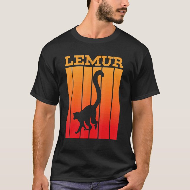Lemur Shadow Silhouette At Sunset T-Shirt (Vorderseite)