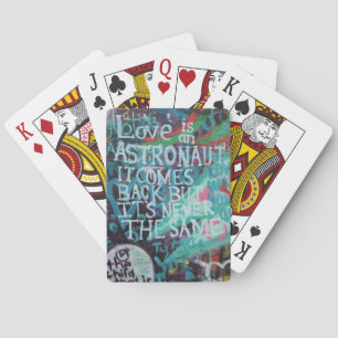 Lennon Wall: Liebe ist wie ein Astronaut-Graffiti Spielkarten
