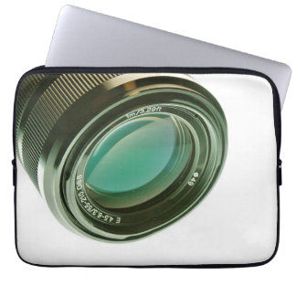 Lens van een fotocamera, een scherpe blik. laptopschutzhülle