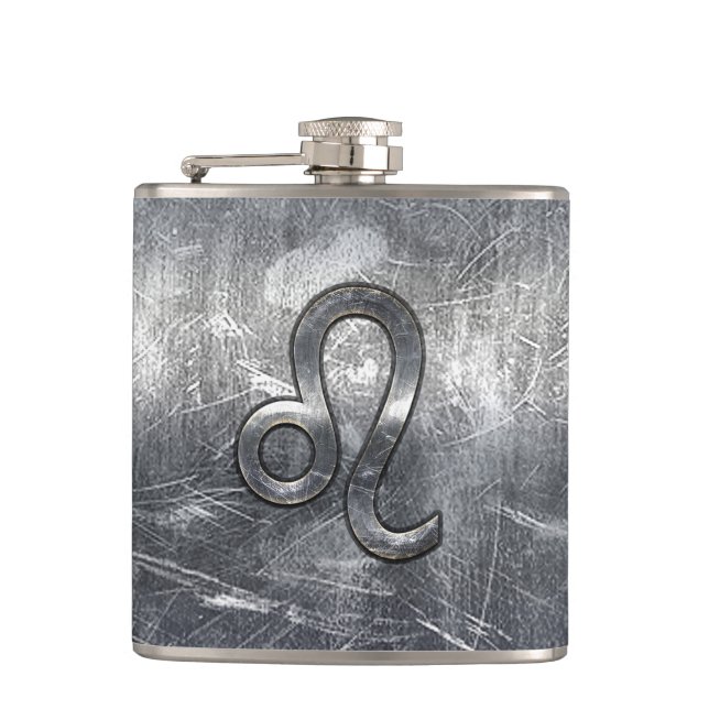 Leo Zodiac Symbol in Grunge Distressed Style Flachmann (Vorderseite)