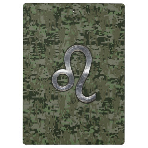 Leo Zodiac Symbol on Woodland Digital Camo Klemmbrett