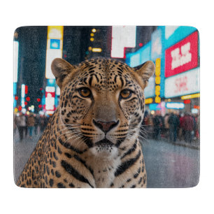 Leopard am Times Square Schneidebrett