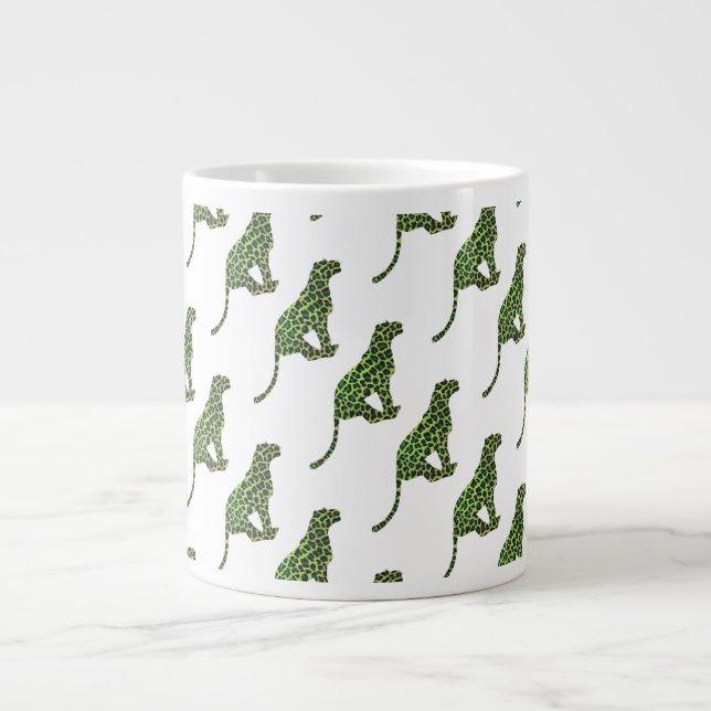 Leopard Black and Green Silhouette Jumbo-Tasse (Vorderseite)