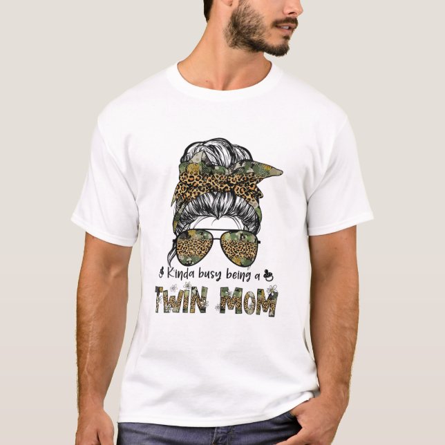Leopard-Camouflage ist eine zweifache Mama Lebensm T-Shirt (Vorderseite)