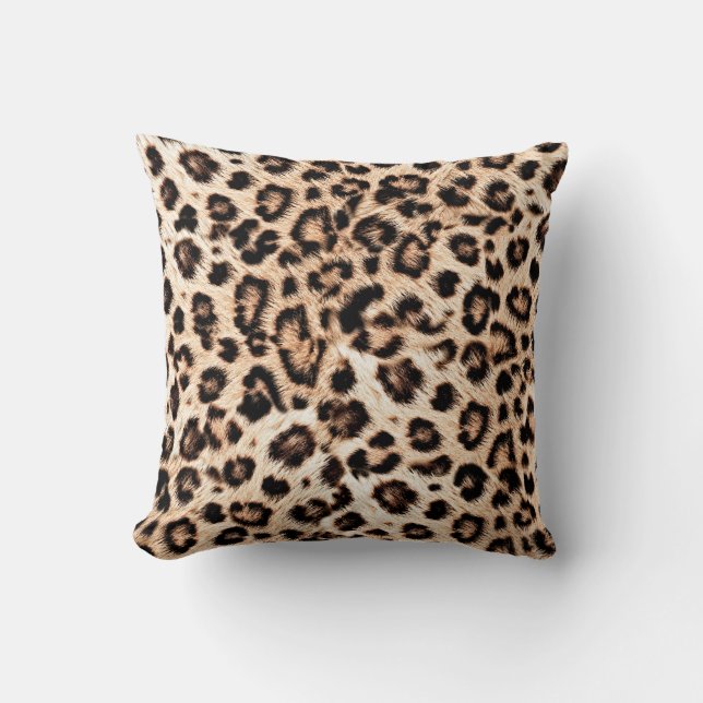 Leopard Design Pattern: Wilde Eleganz. Kissen (Vorderseite)