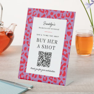 Leopard-Junggeselinnen-Abschied kaufen eine Shot Q Sockelschild