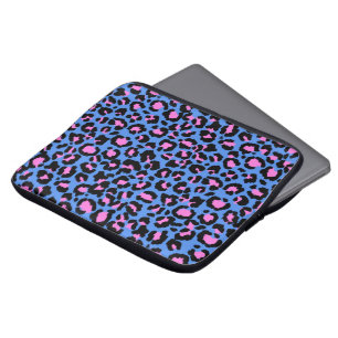 Leopard Muster in Raspberry auf Electric Blue Laptopschutzhülle