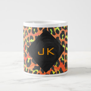 Leopard Orange und Gelb Monogramm Jumbo-Tasse