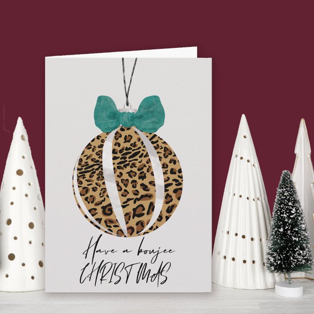 Leopard Print Bauble Green Bow Boujee Weihnachten Karte (Leopard Print Bauble Christmas Card. Buy professionally printed or as printable digital download.)