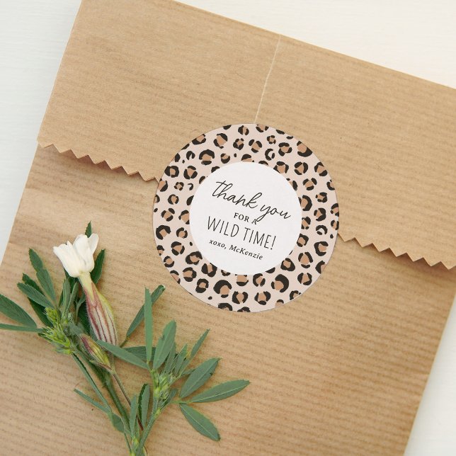 Leopard Print Birthday Party Runder Aufkleber (Von Creator hochgeladen)