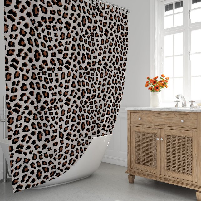 Leopard Print Duschvorhang (Leopard Print Shower Curtain by Looly Elzayat
)