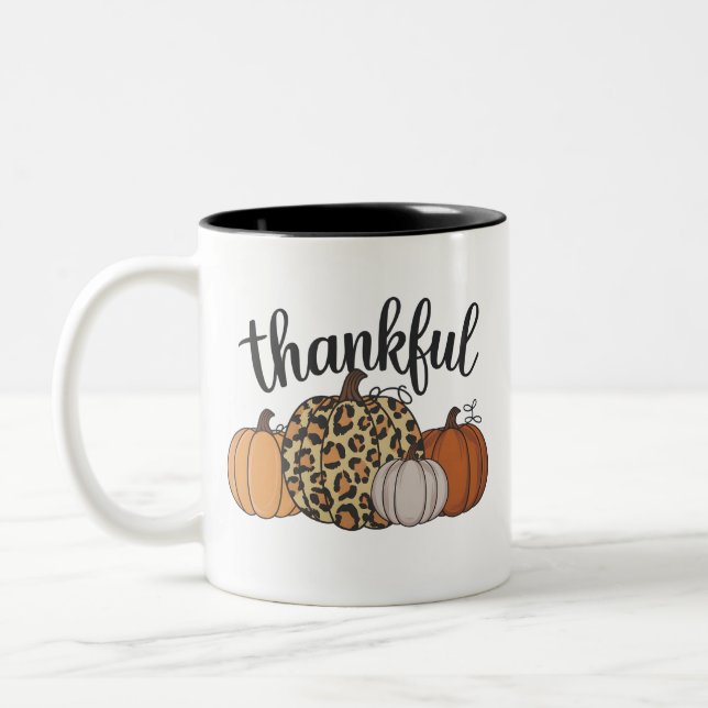 Leopard Pumpkin Season Erntedank Halloween Fall Zweifarbige Tasse (Links)
