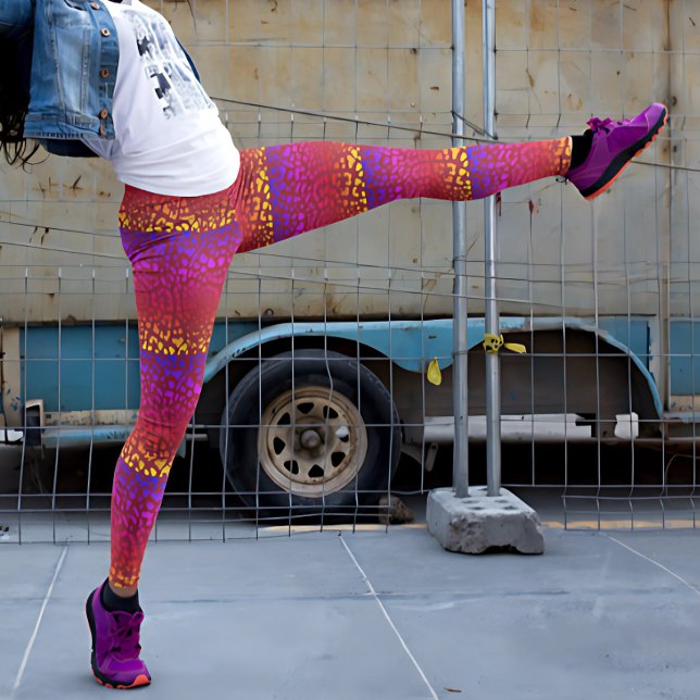 Leopard Safari Print Leggings (Von Creator hochgeladen)