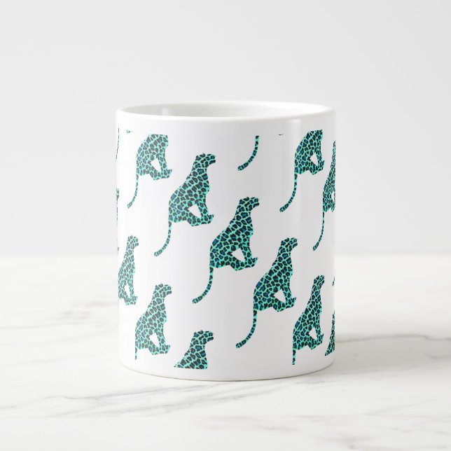 Leopard Schwarz und Aquamarin Jumbo-Tasse (Vorderseite)
