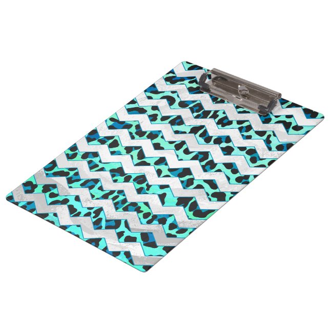 Leopard Schwarz und Aquamarin Klemmbrett (Schrägansicht)