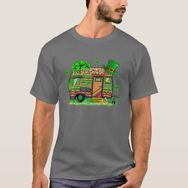 Leopard Shamrock Camping RV Camper St Patricks Day T-Shirt (Vorderseite)