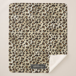 Leopard-Tierdruck mit schwarzer Faux-Folie und Nam Sherpadecke
