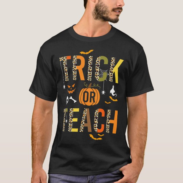 Leopard Trick oder Teach Halloween School Fall Aut T-Shirt (Vorderseite)