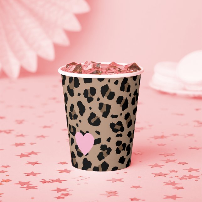 Leopard und rosa Party Pappbecher (Leopard Print Party Paper Cups Featuring an adorable tiny pink heart)