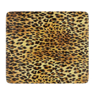 Leopard zeigt Camouflage-Mustermalerei Schneidebrett