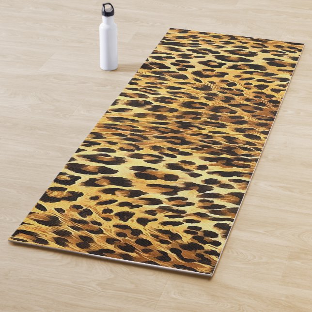 Leopard zeigt Camouflage-Mustermalerei Yogamatte (Beispiel)