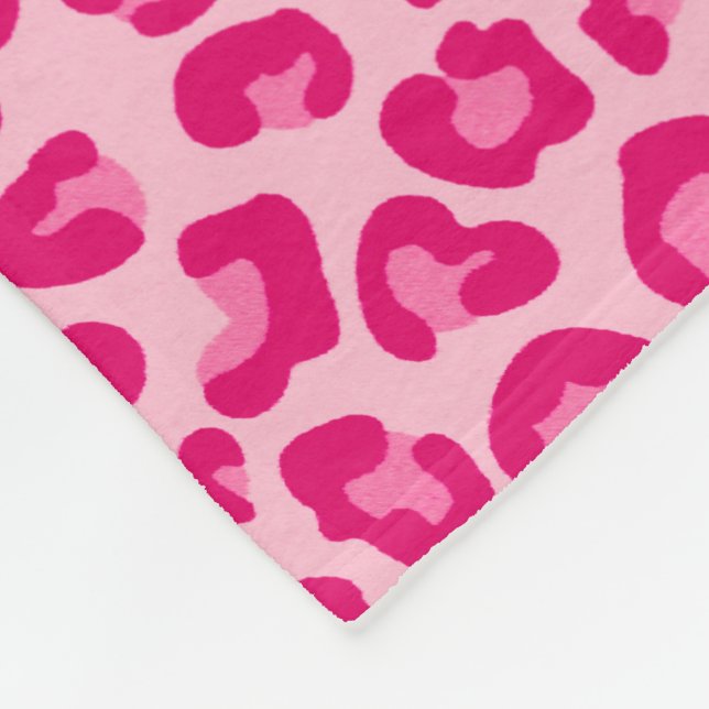 Leoparddruck in Pastellrosa, Hot Pink und Fuchsia Fleecedecke (Ecke)
