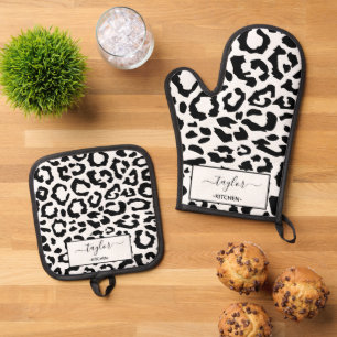 Leoparden-Muster in Schwarz-Weiß-Schrift Ofenhandschuh & Topflappen-Set