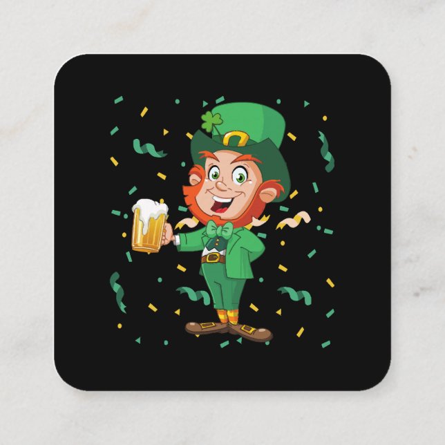 Leprechaun Drinking Beer St. Patrick's Day Quadratische Visitenkarte (Rückseite)