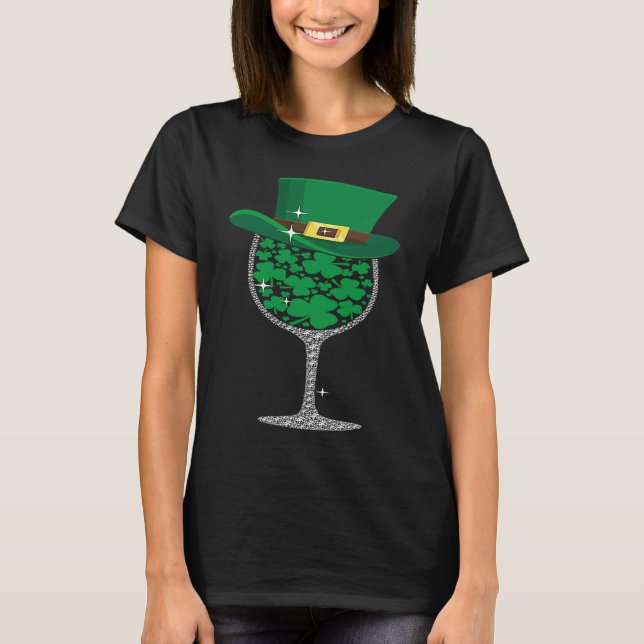 Leprechaun Glass Of Wine Shamrock St Patrick's Day T-Shirt (Vorderseite)