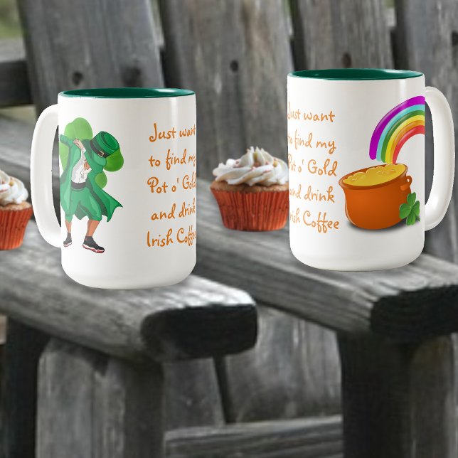 Leprechaun Pot o'Gold Rainbow Irish Coffee Zweifarbige Tasse (Von Creator hochgeladen)