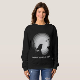 Lerne allein zu kämpfen – Löwe im Mondlicht Sweatshirt