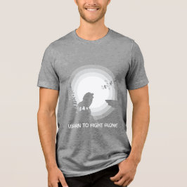 Lerne allein zu kämpfen – Löwe unter Mondlicht Tri-Blend Shirt