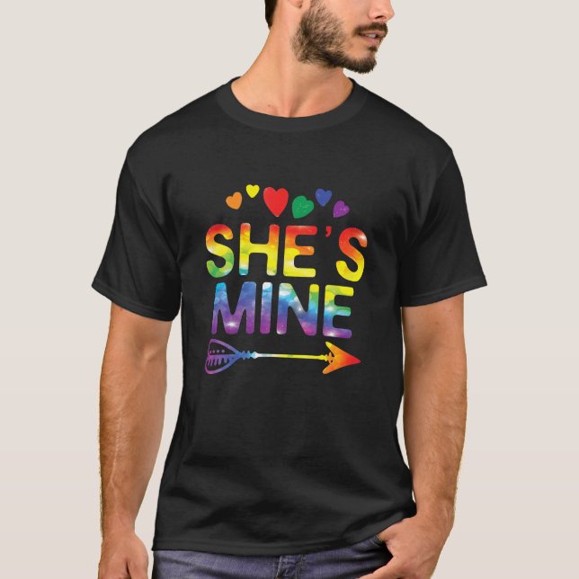 Lesbian Couple Funny, sie ist meine, die LGBT-Matc T-Shirt (Vorderseite)
