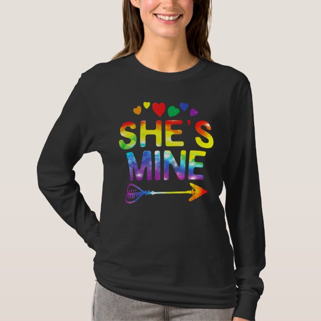 Lesbian Couple Shes Mine Matching LGBT Pride 2 T-Shirt (Vorderseite)