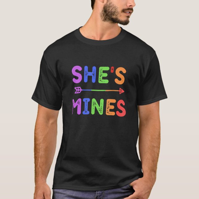 Lesbian Couple Sie ist meine, ich bin ihr Matching T-Shirt (Vorderseite)