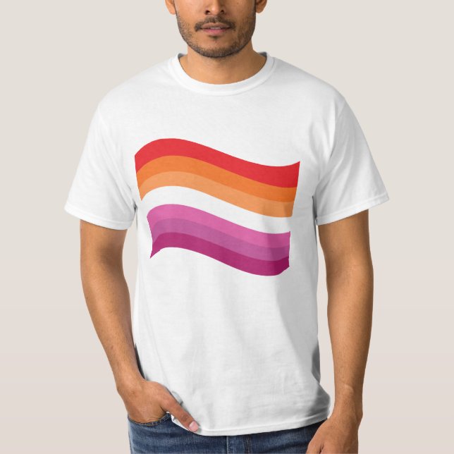 Lesbian Sunset Pride Wavy Flag T-Shirt (Vorderseite)