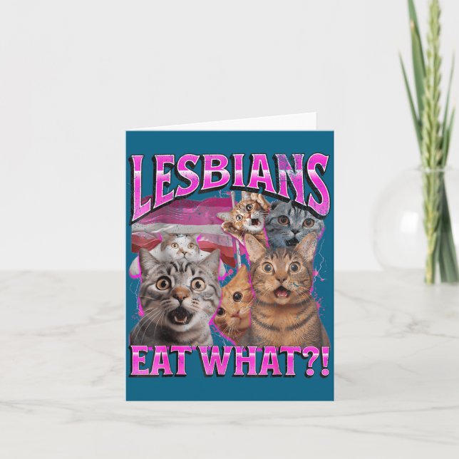 Lesbians Eat What_! Funny Cat Gay Pride Lgbtq Pun  Karte (Vorderseite)