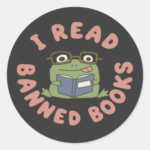 Lese verbotene Bücher Lustiger Frosch beim Lesen Runder Aufkleber