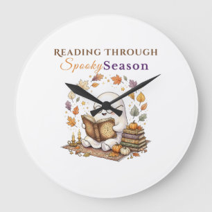 Lesen durch die Gruselsaison Cozy Ghost Reading Große Wanduhr
