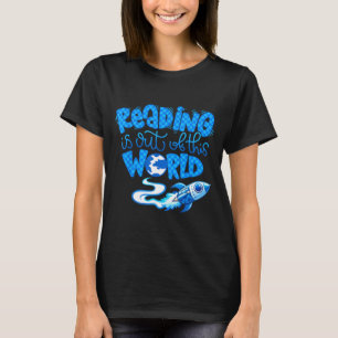 Lesen ist außerirdisch Weltraum Bücherliebhaber T-Shirt