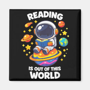 Lesen ist ein süßes Weltraum-Buch, das aus dieser Magnet