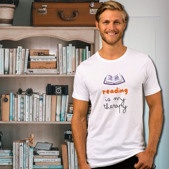 Lesen ist meine Therapie Tri-Blend Shirt (Von Creator hochgeladen)