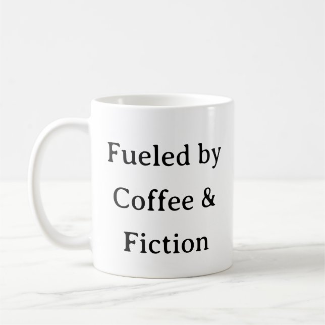 Lesen von Tasse durch Kaffee & Fiktion Buchübersic (Links)