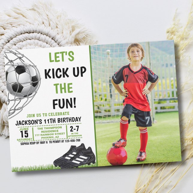 Let's Kick up the fun!, Funny Soccer Birthday Einladung (Von Creator hochgeladen)